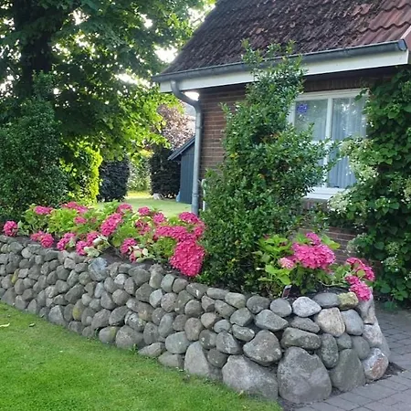 Oberbremer, Heidweg 6 * Nieblum